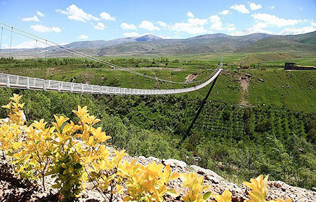 پل معلق پایتخت افتتاح شد | بوستان نهج البلاغه را از روی پل معلق آسمان ببینید