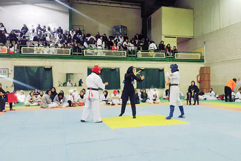 مسابقات قهرمانی کشور سبک‌های آزاد کاراته بانوان برگزار شد 