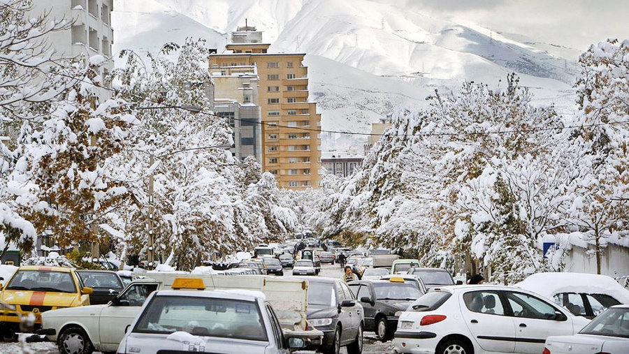 تشکیل ۱۶۵ سایت برف‌روبی و شناسایی ۱۶۴ نقطه آبگرفتگی در تهران