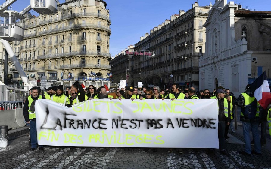 تظاهرات جلیقه زردهای فرانسه برای ششمین هفته متوالی