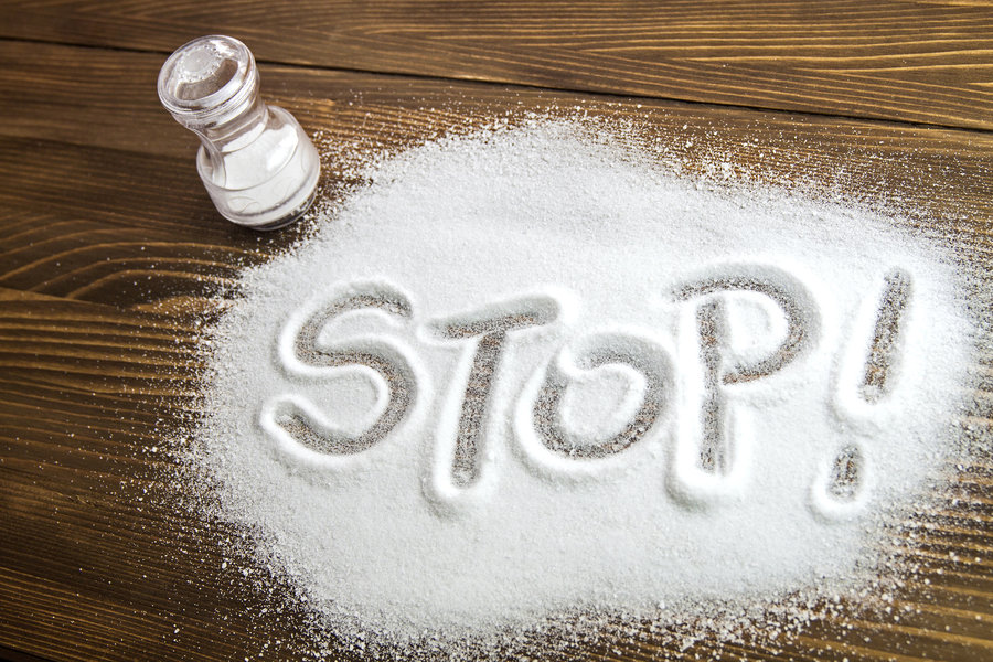 نکته بهداشتی: نمک کمتری بخورید