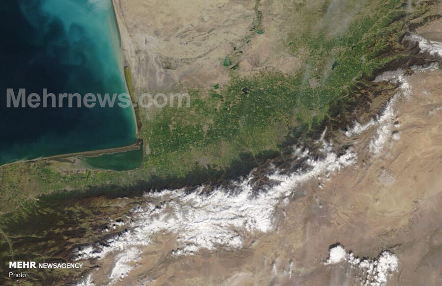 تصویر ماهواره از آق قلا یک روز قبل از سیل