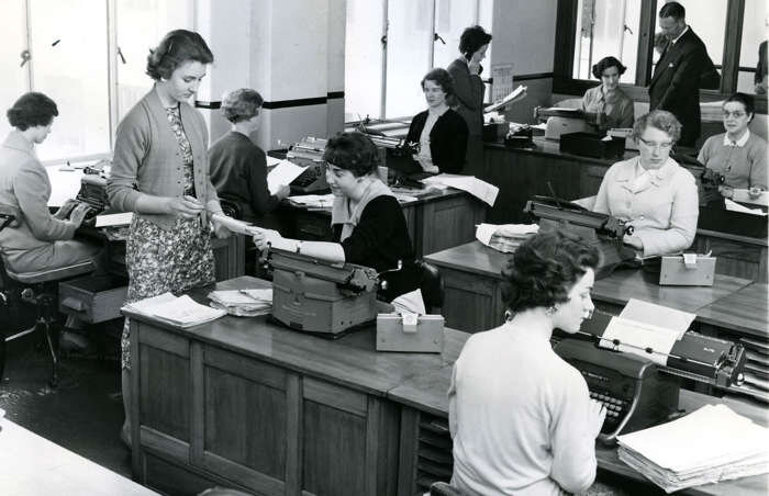 تصاویر واقعی از شغلهای منسوخشدهای که اسم آنها را هم نشنیدهاید