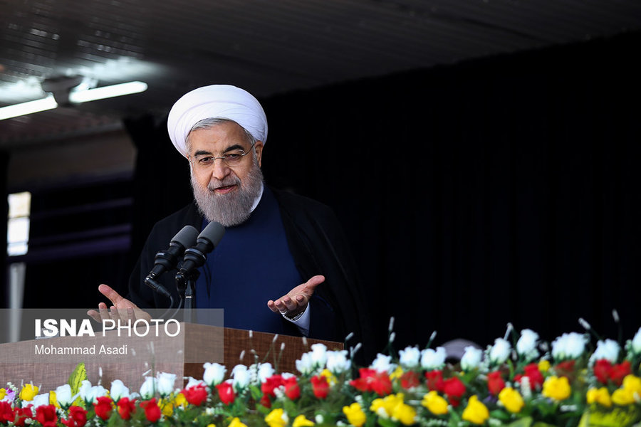 روحانی: ملت ایران پاسخ آمریکا را در روز 22 بهمن می‌دهد