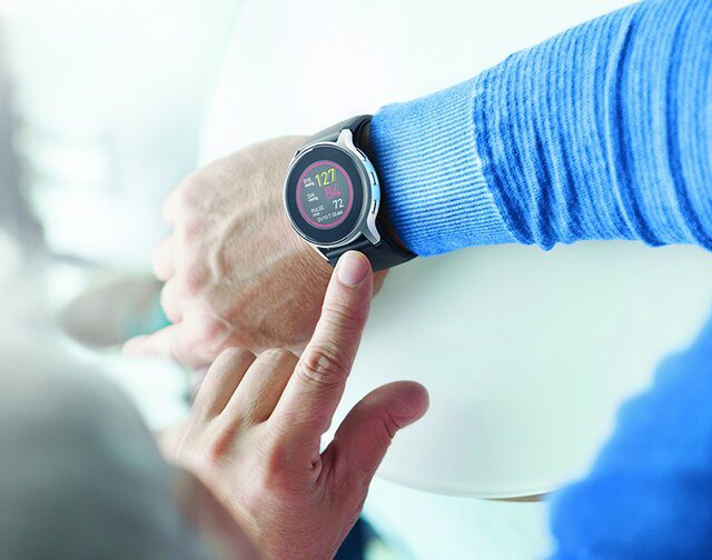 ساعت مچی هوشمند با قابليت اندازه گيري فشار خون