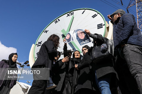 تصاویر تجمع اعتراضی دانشجویان دانشگاه آزاد واحد علوم و تحقیقات
