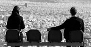 یک تناقض عجیب در آمار تجرد؛ مردان بیشترند، زنان تنها می‌مانند