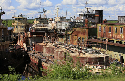 روسیه |  کشتی‌های پارک شده در پودتیوسوو
