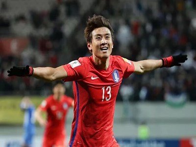 خداحافظی ستاره کره جنوبی از فوتبال بعد از حذف از جام ملت‌های آسیا