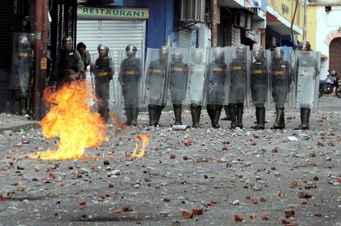 ونزوئلا - ناآرامی ادامه دارد