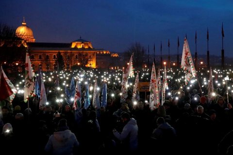 مجارستان - اعتراض علیه نخست وزیر