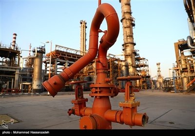 فاز سوم پالایشگاه ستاره خلیج فارس ظرفیت تولید 12 میلیون لیتر بنزین با استاندارد یورو5 را دارد