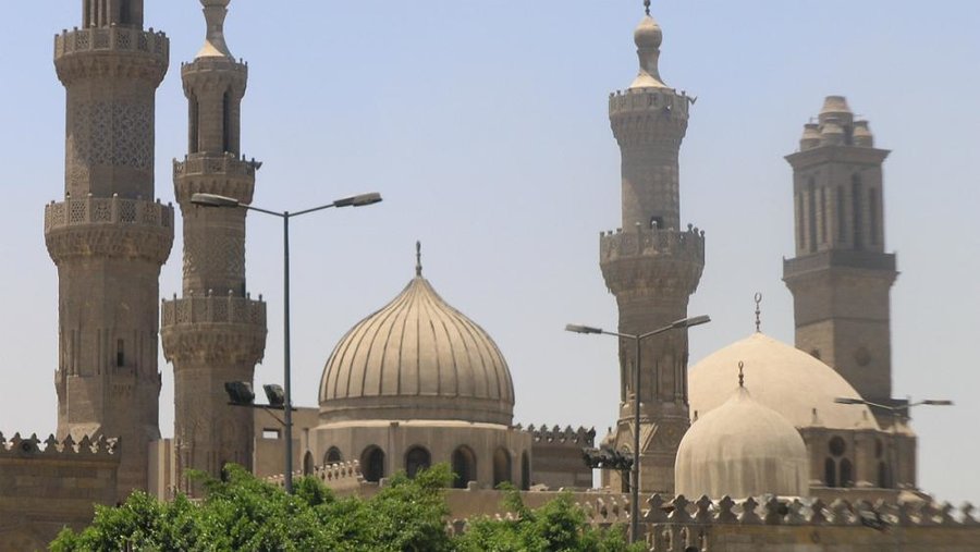 انفجار انتحاری در نزدیکی مسجد الازهر قاهره