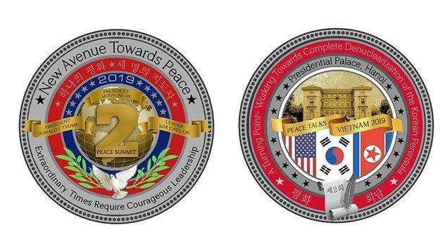 رونمایی از سکه یادبود دیدار دوم سران آمریکا و کره شمالی + عکس