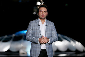 فیلم | طعنه احسان علیخانی به پراید در «عصر جدید»