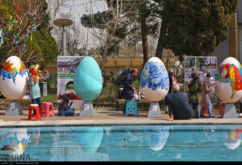 جشنواره تخم مرغ رنگی