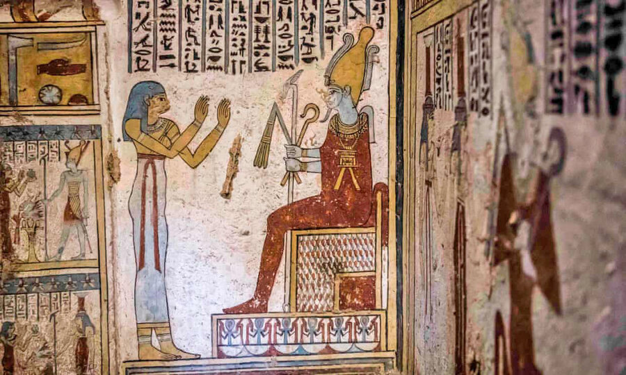 مقبره دو هزار ساله در مصر