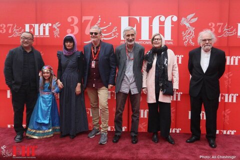 گزارش تصویری | اختتامیه سی‌و‌هفتمین جشنواره جهانی فیلم فجر