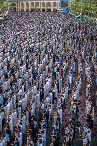 نماز عید فطر در بین الحرمین