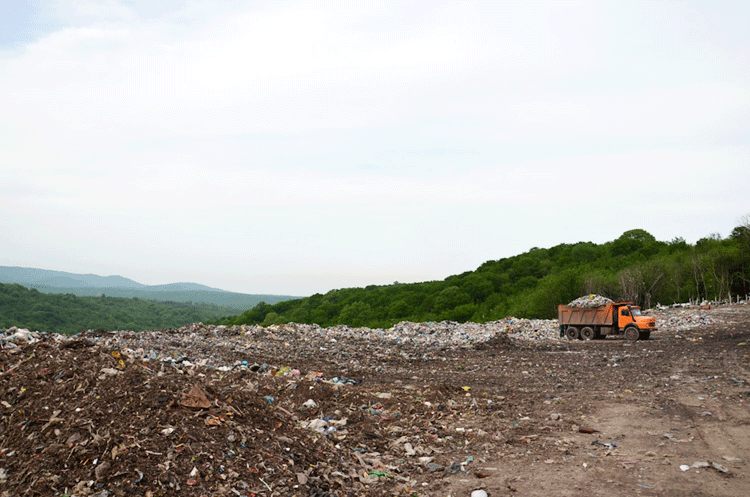 سایت دفن زباله سراوان