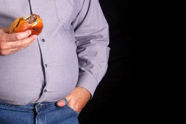 سرزنش افراد چاق سبب افزايش وزن آن‌ها مي‌شود