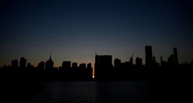 قطع برق بخش‌های از نیویورک را در تاریکی فرو برد - همشهری آنلاین