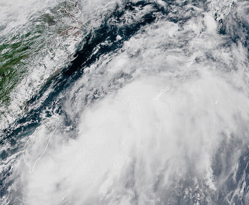 ژاپن در مسیر یک طوفان استوایی شدید