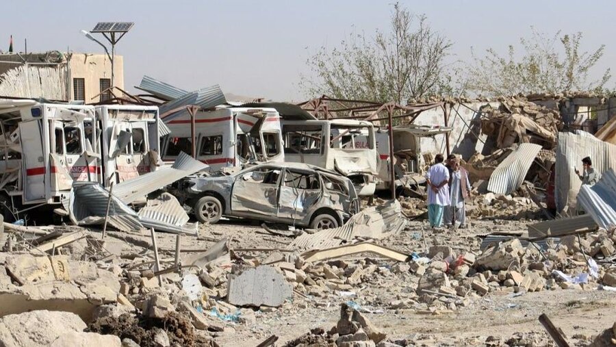 حمله انتحاری طالبان در جنوب افغانستان حدود صد کشته و زخمی بر جای گذاشت