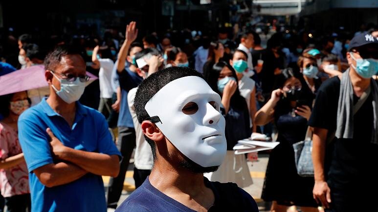 هنگ کنگ ماسک زدن در تظاهرات  را ممنوع می‌ كند