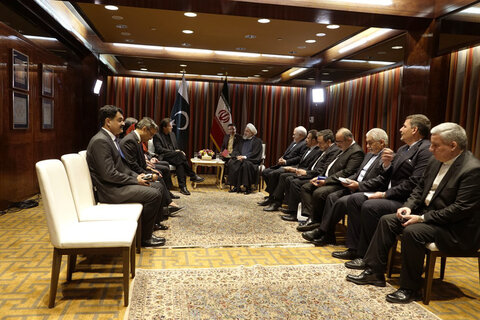 دکتر روحانی در دیدار با نخست وزیر پاکستان