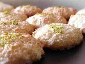 آشنایی با روش تهیه شیرینی نارگیلی به سبک جدید