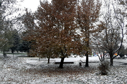 نخستین بارش برف پاییزی‎ در همدان