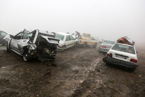 رئیس پلیس‌راه استان همدان گفت: بر اثر تصادف زنجیره‌ای پنج دستگاه خودرو در...