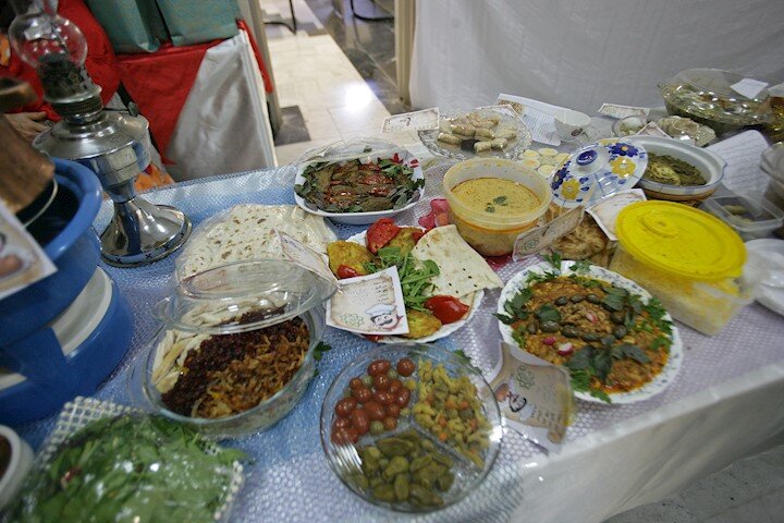 جشنواره غذاهای سنتی یلدا