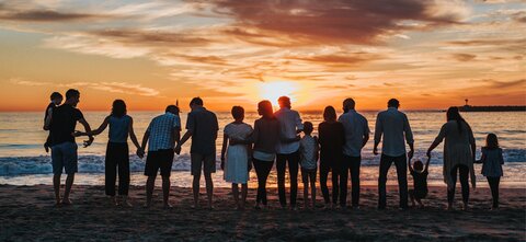 آیا فاش کردن رازهای شرم‌آور زندگی‌ مفید است؟