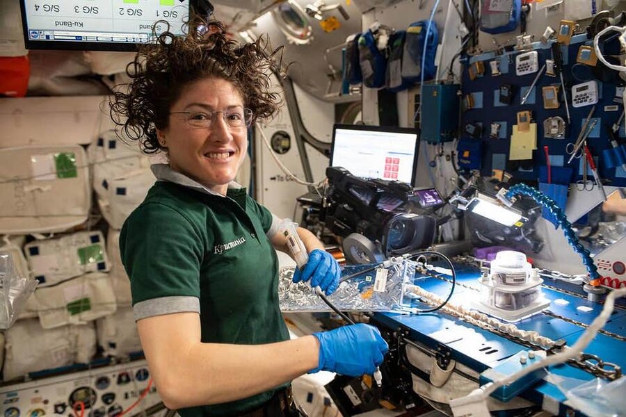 کریستینا کوک فضانورد آمریکایی