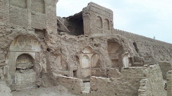 جاذبههای گردشگری ایرانشهر قلعه ناصری