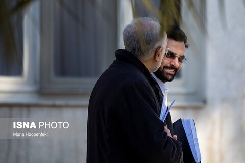 تصاویر آذری جهرمی و صالحی در جلسه هیات دولت