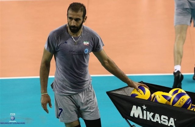 حمزه زرینی ملی‌پوش سابق والیبال ایران