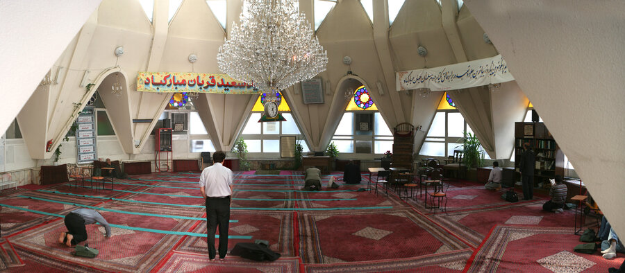 نخستین مسجد جهان با قابلیت تصفیه‌ هوا در قلب پایتخت
