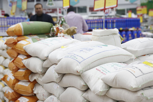 توزیع برنج تنظیم بازار در خراسان شمالی