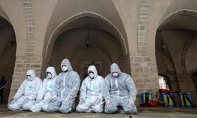 عکس روز | نماز در زمانه کرونا