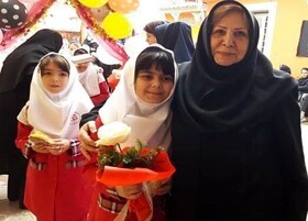 نخستین تصویر از معلمی که با گفتن «آیلاند» معروف شد