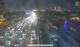 عکس | وضعیت عجیب عوارضی تهران- قم | مردم کرونا را جدی نگرفته‌اند!