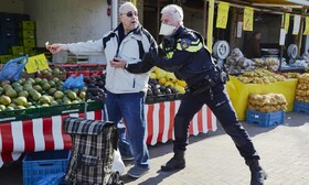 عکس روز| تخلیه بازار در میانه شروع کرونا