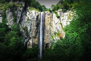 آشنایی با آبشار لاتون - گیلان