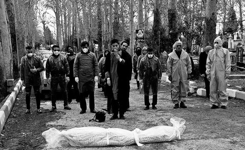 تصاویر خاکسپاری جانباختگان کرونا در بهشهر