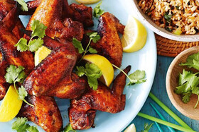 فیلم | طرز تهیه بال مرغ تند با آشپزی با حمیدرضا صدر