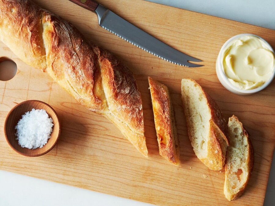 ۴ راهکار مؤثر برای جلوگیری از بیات شدن نان باگت