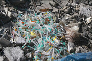 دردسرهای زندگی کنار بمب‌های عفونی | رهاسازی زباله‌های بیمارستانی در دشت‌های یک شهر